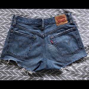 Levis 501 Cutoff Shorts Size 26 Waist
